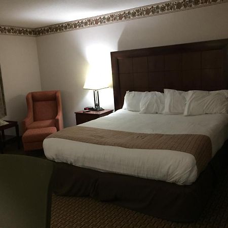 Best Value Inn & Suites Пари Саунд Екстериор снимка