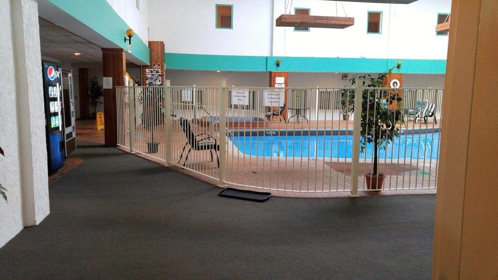 Best Value Inn & Suites Пари Саунд Екстериор снимка