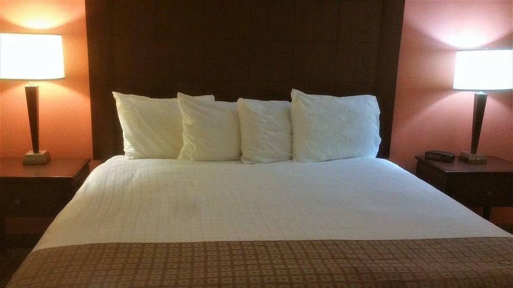 Best Value Inn & Suites Пари Саунд Екстериор снимка