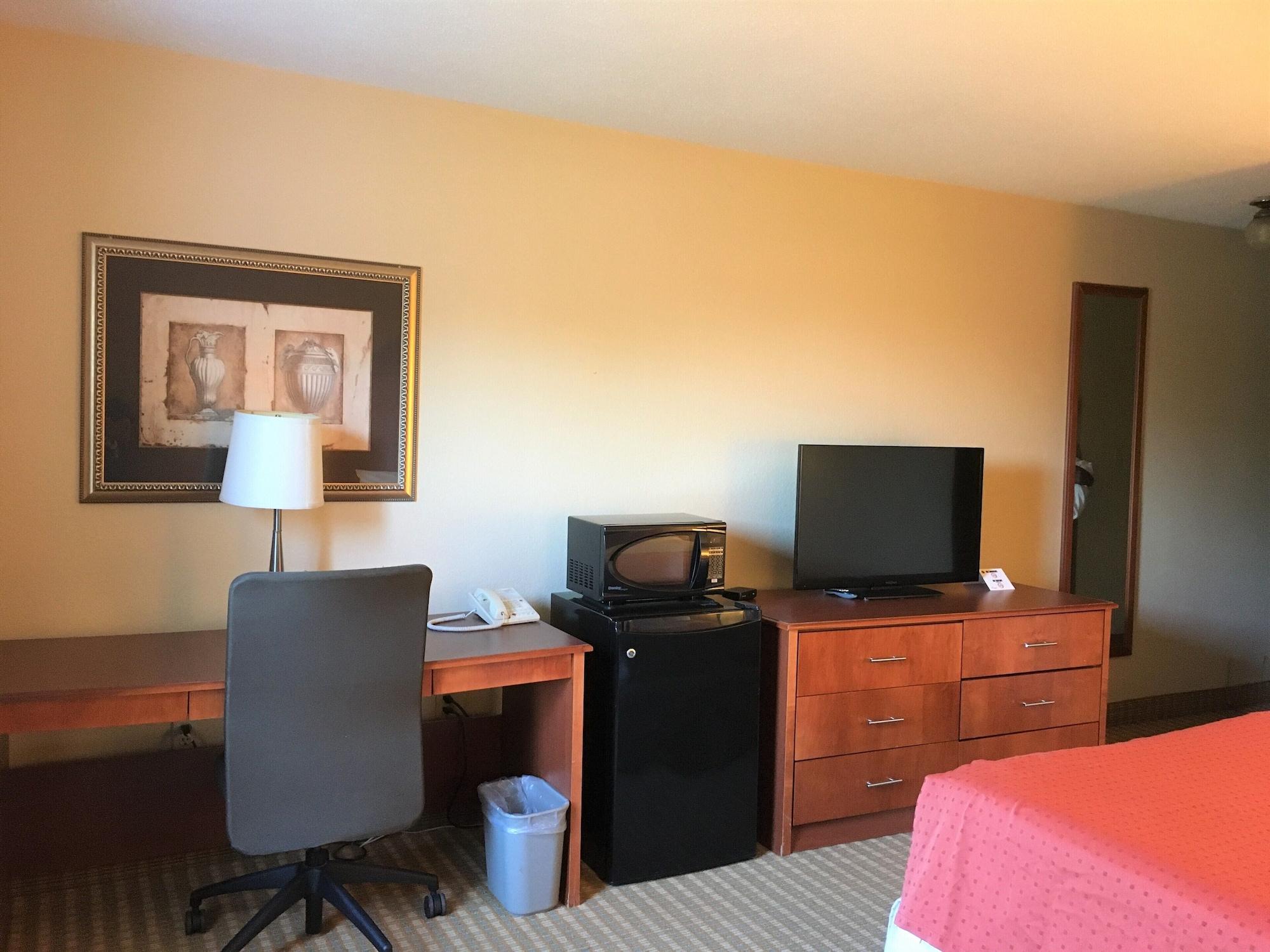 Best Value Inn & Suites Пари Саунд Екстериор снимка