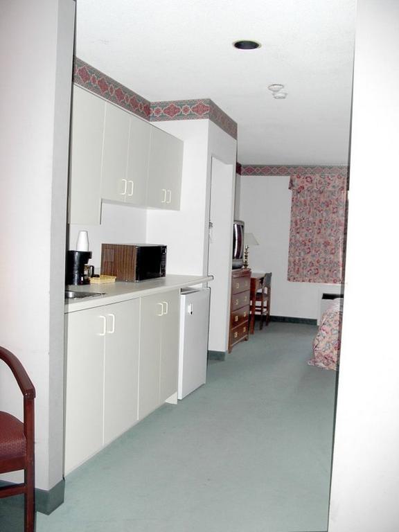 Best Value Inn & Suites Пари Саунд Екстериор снимка