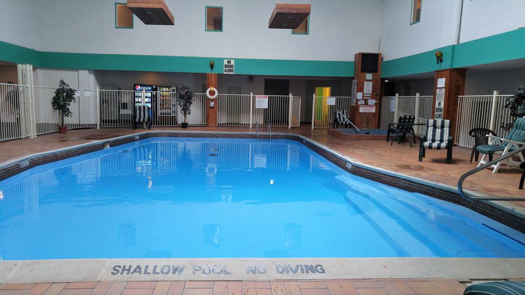 Best Value Inn & Suites Пари Саунд Екстериор снимка