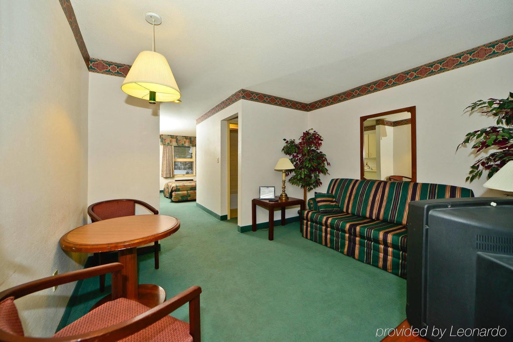 Best Value Inn & Suites Пари Саунд Екстериор снимка