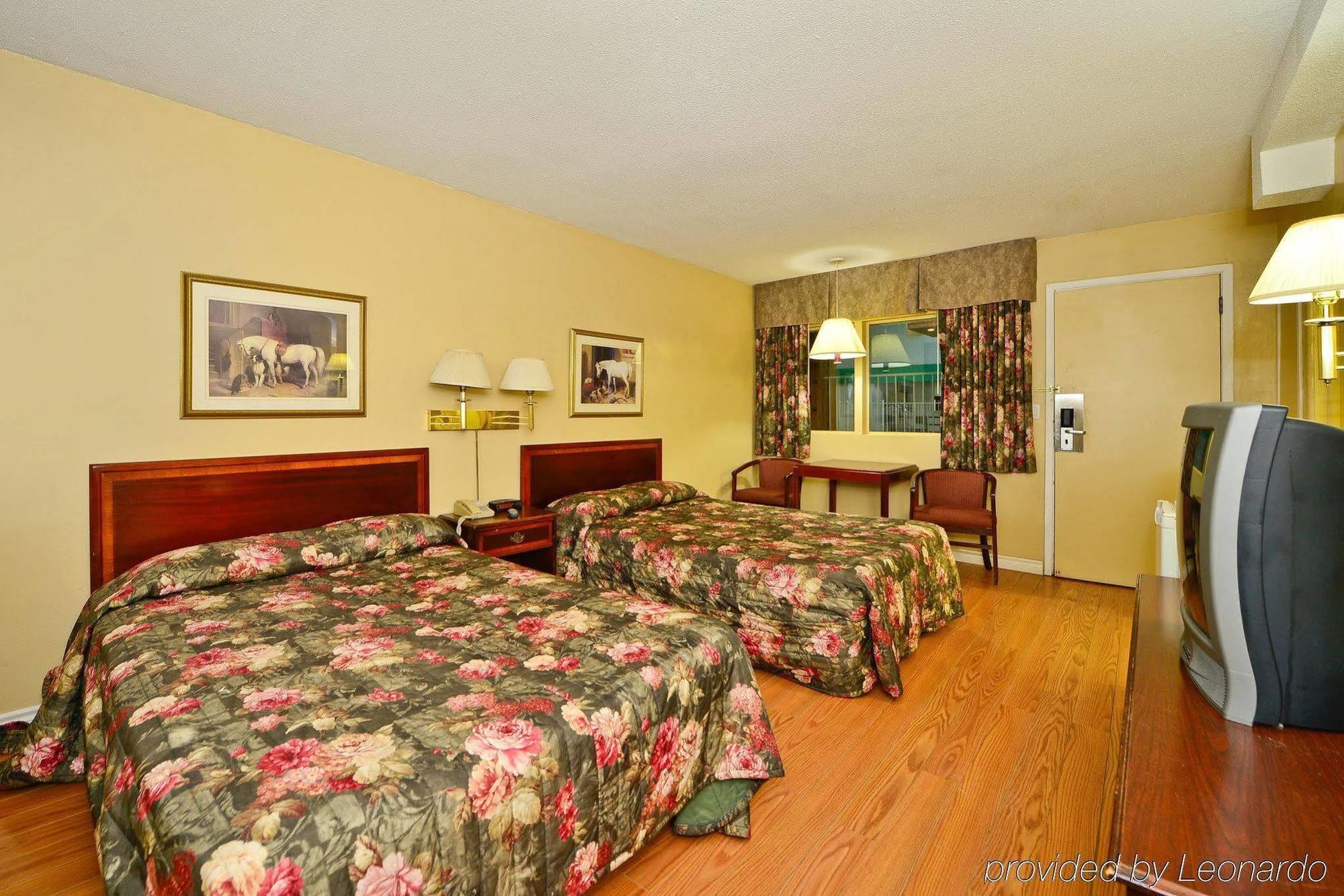 Best Value Inn & Suites Пари Саунд Екстериор снимка