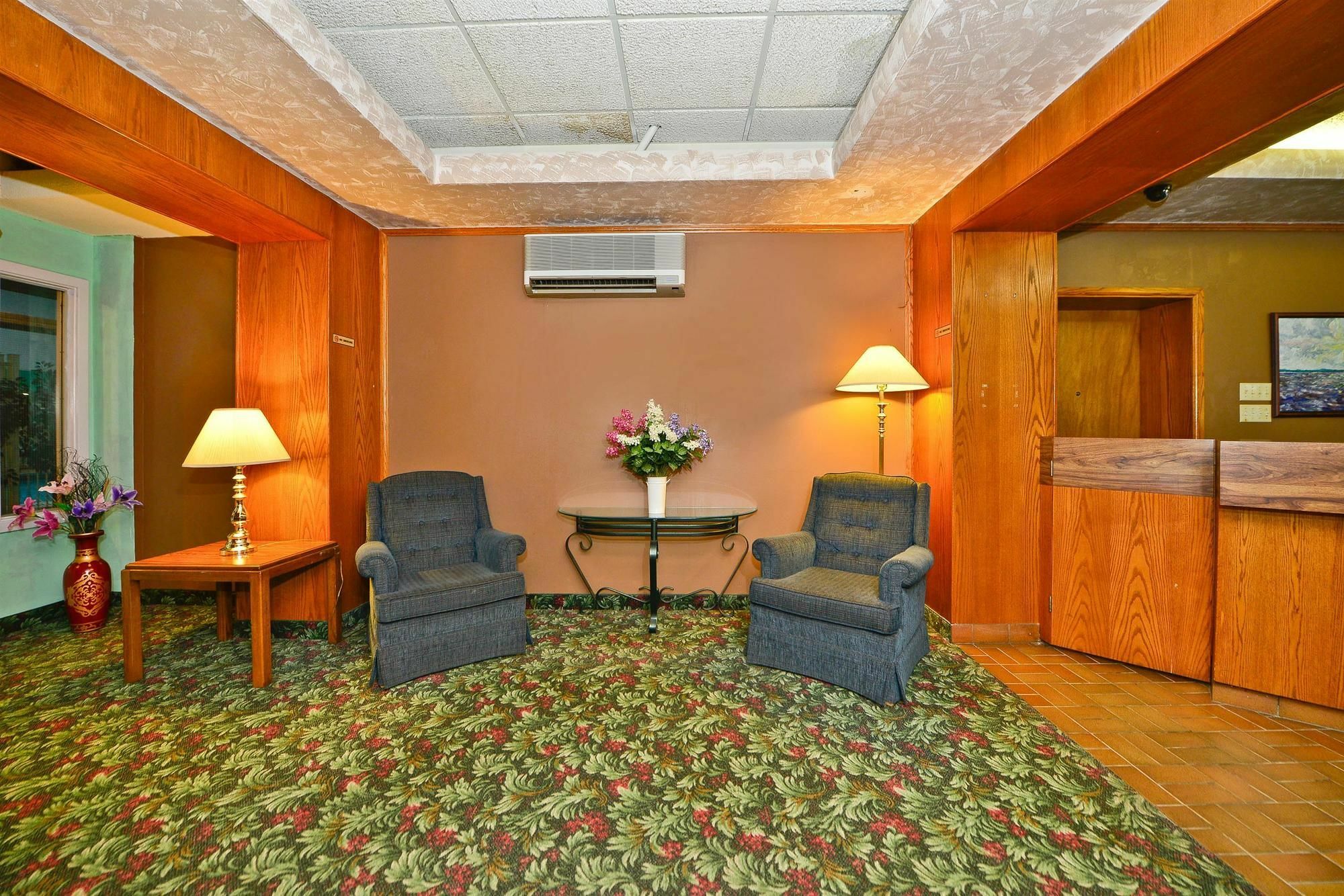 Best Value Inn & Suites Пари Саунд Екстериор снимка